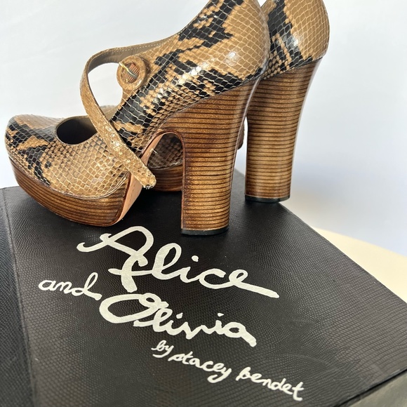 Alice and Olivia by Stacey Bendet Mary Jane platform heel size 39 - Picture 3 of 12